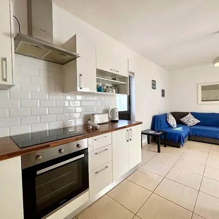 Apartamento Pelicano Club 303 - 2 Bedroom In Puerto Del Carmen, Lanzarote